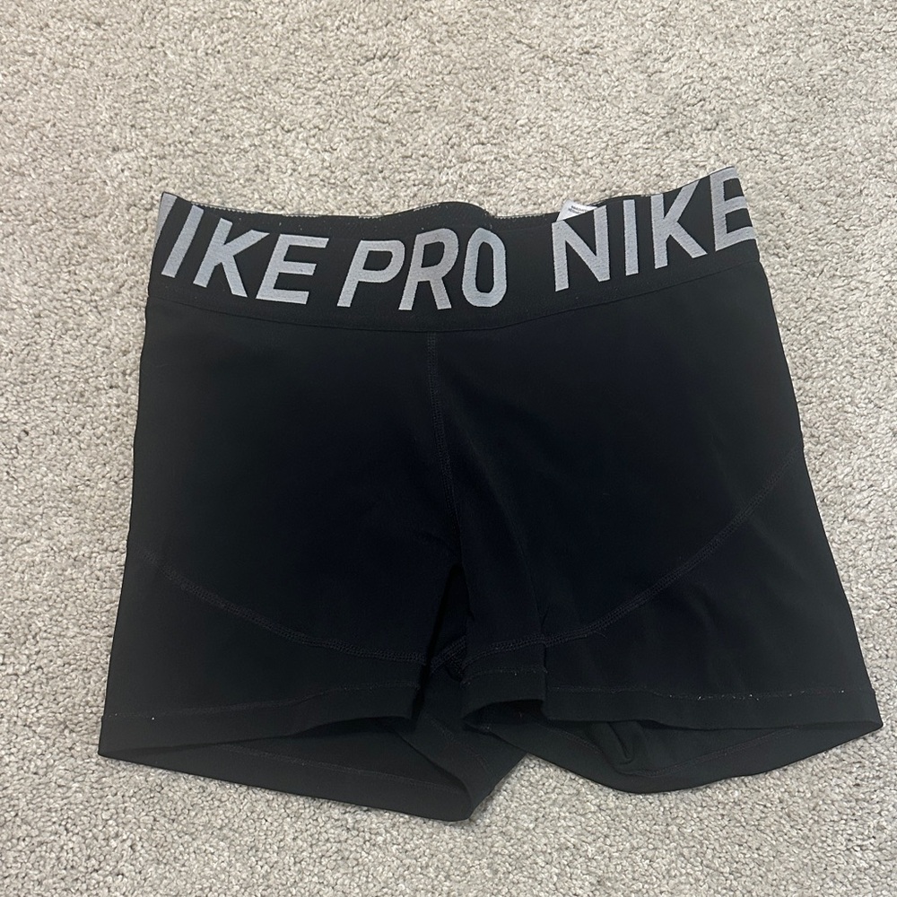 Nike Black Women's Performance Bike Shorts with Branded Waistband